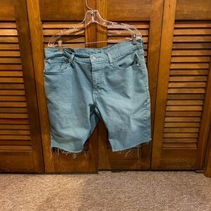 Levi’s shorts 36 men’s